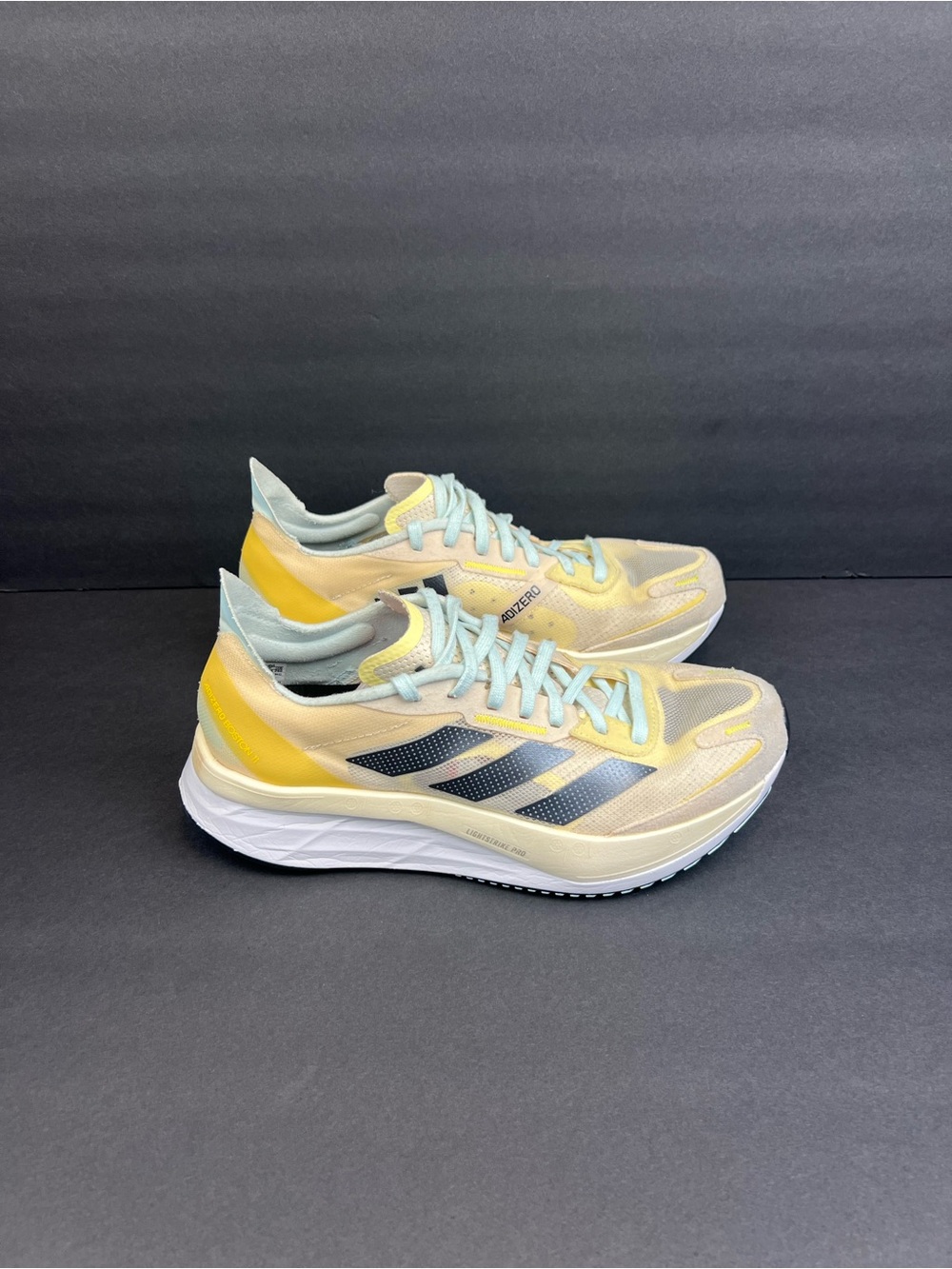 Adidas Adizero Boston 11 Beam Yellow/Ecru Tint/Night Metallic Women’s Size 9.5